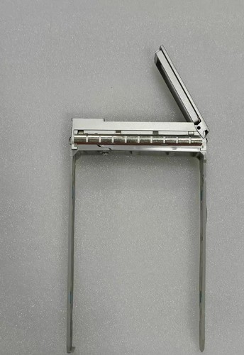 350-1386 7308501 SUN ORACLE 3.5" Coral Disk Drive Bracket - 第 2/4 張圖片