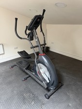 Schwinn 430 Elliptical Cross Trainer – 16 Resistance Levels, Barely Used, VGC