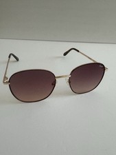 Quay JEZABELL Sunglasses Gold Bold Oversized And Effortless Chic EUC