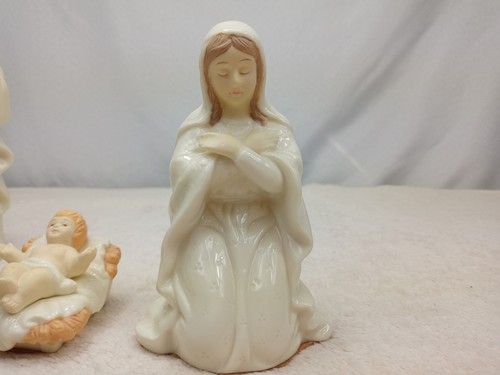 Nativity Set 3-Piece Mary Joseph Baby Jesus Christmas Figurines Holiday Decor - Picture 17 of 19