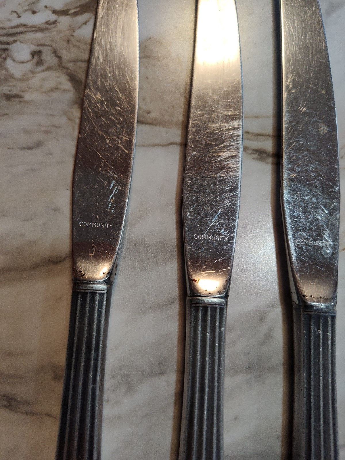 Oneida Community CORONATION Silverplate 3 Dinner Knives 1936 Silverware Flatware