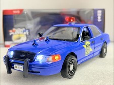 Michigan State Police Ford Crown Vic P71 FCV WORKING  LIGHTS 1/24 Greenlight