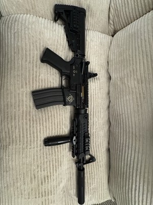 Custom G&P M4 airsoft electric rifle