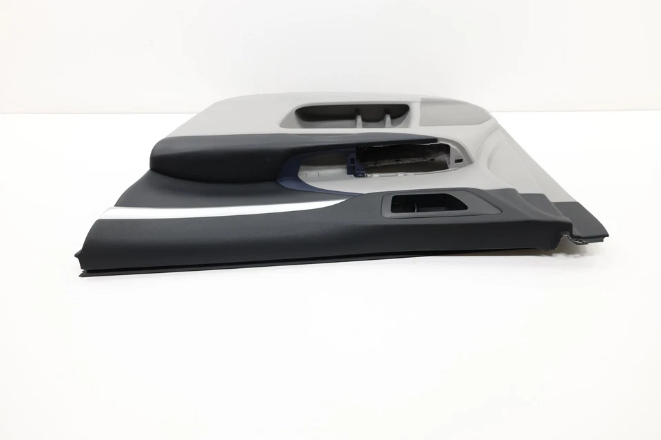 ОРИГИНАЛЬНАЯ ПАНЕЛЬ ОТДЕЛКИ ПЕРЕДНЕЙ ПРАВОЙ ДВЕРИ TOYOTA HIGHLANDER 2017–2019 ГОДОВ ВЫПУСКА БЕЛАЯ_070 - Изображение 4 из 4