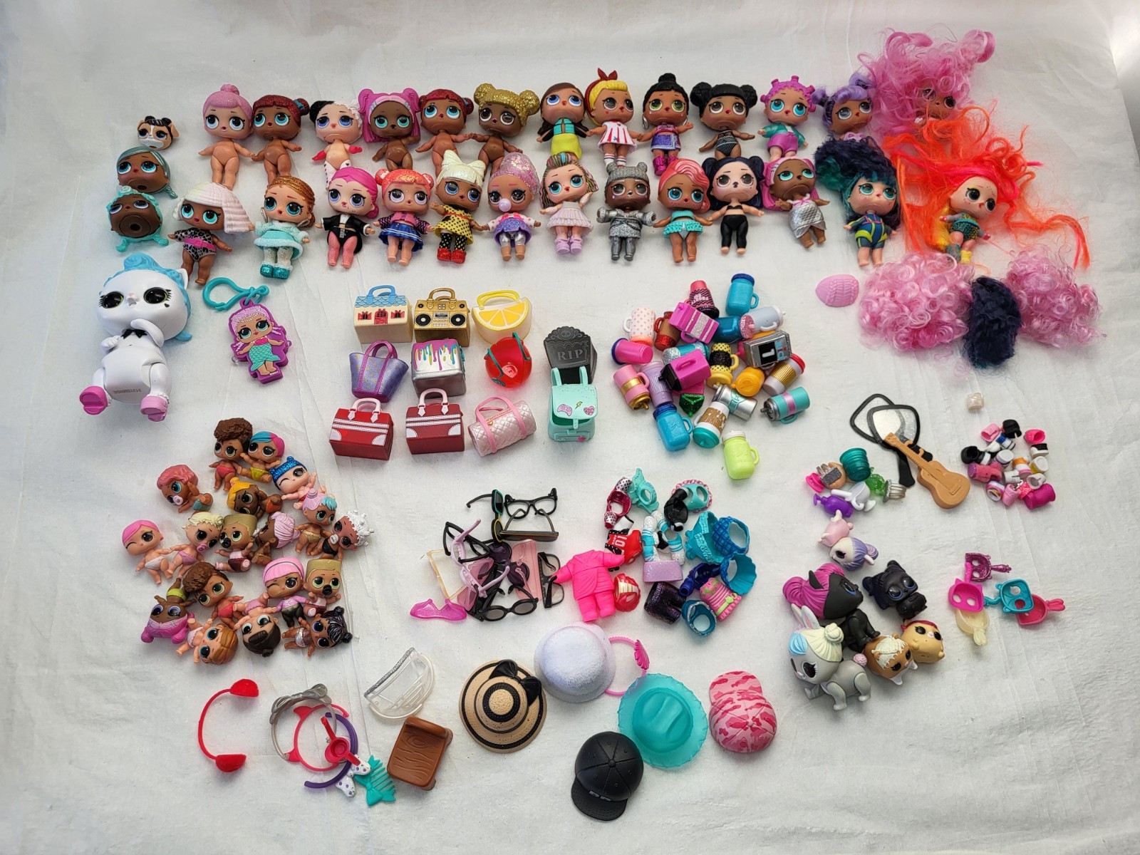 Babies Pets Drinks & Accessories Over 100 Pieces