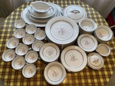 Noritake China Dinnerware Set Floral Design 52 Pieces