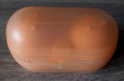 TUPPERWARE   ZWEI DABEI   Eierdose   EI & GO   Dose   orange   A128   SUPER!!!
