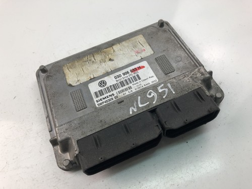 VW FOX 5Z1, 5Z3 Motorsteuergerät ECU 03D906033H 18047185