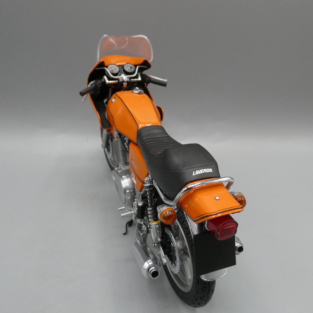 Minichamps 112 Laverda Jota 180 Orange Diecast Model Motorbike for