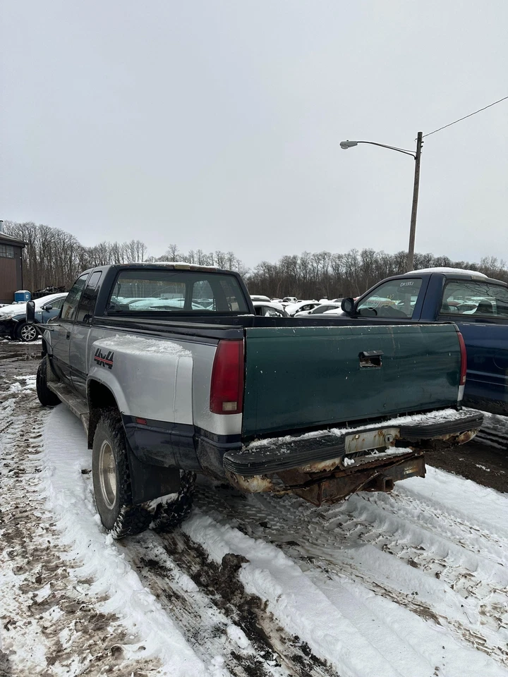 Front Carrier Differential Assembly GMC PICKUP 3500 88 - 00 - Image 3 of 4