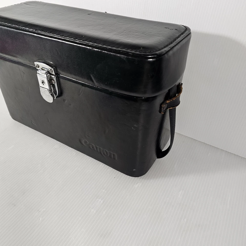 Estuche rígido de almacenamiento para cámara Canon negro, interior rojo, vintage Foto 4 de 4