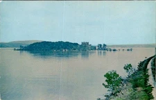 Bannerman Island Hudson River Arsenal Artchrome Postcard 1950s Beacon NY