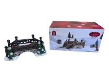 St Nicholas Square The Village Collection Decorated Ceramic Bridge 2018
