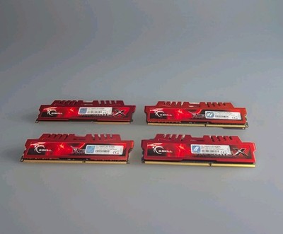 G. Skill RipJaws X F3-12800CL10Q-16GBXL DDR3 PC3-12800u LOT (4) x 4GB = 16GB RAM