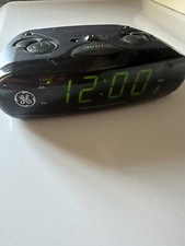 VINTAGE GENERAL ELECTRIC MODEL 7-4837B DIGITAL ALARM CLOCK AM/FM RADIO TESTED
