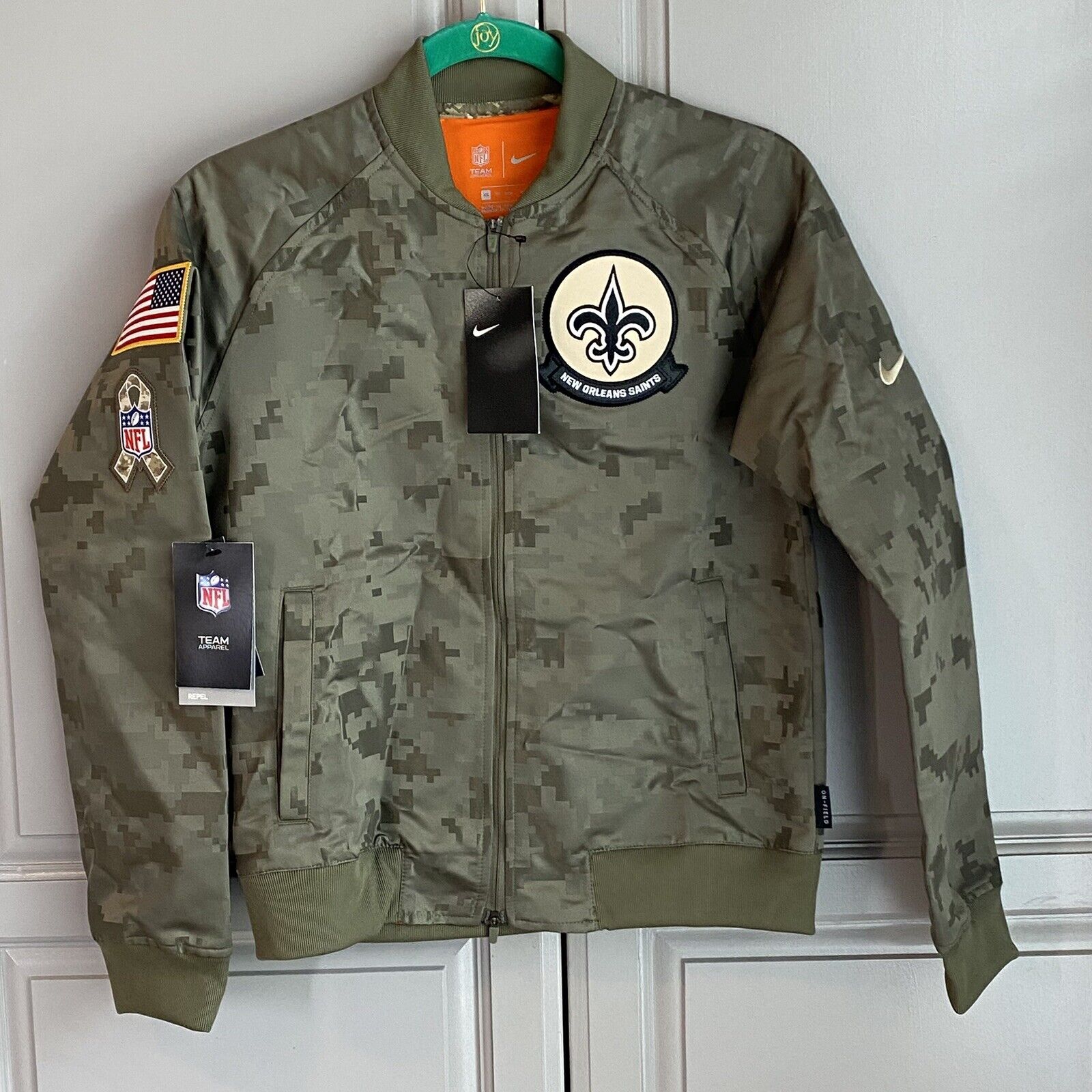 Picture 1 of 11