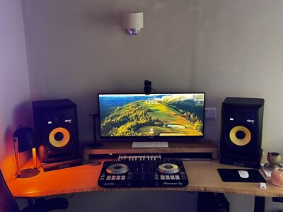 Pioneer DDJ SR2 2x KRK Rokit RP8G2 Speakers — DJ Decks [A