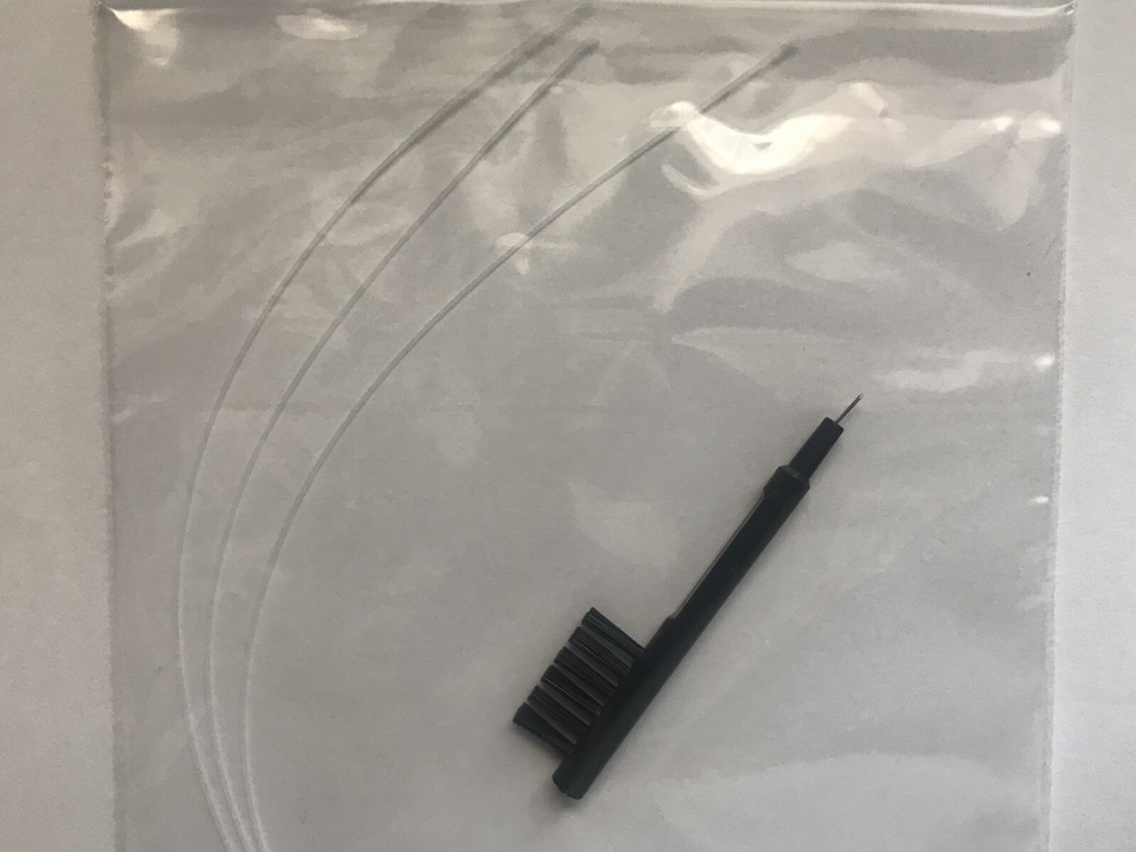 3 in 1 Hearing Aid Cleaning Brush Tool & 3x 200mm White Wire