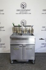 VULCAN TWO BAY NATURAL GAS (50 LBS CAPACITY PER BAY) FRYER WITH FILTRATION SYSTE