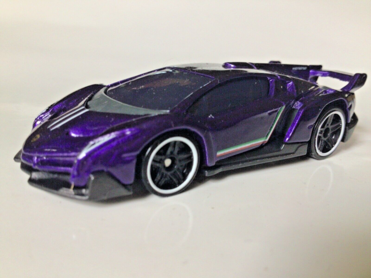 Hot Wheels LAMBORGHINI VENENO purple loose package pull UNUSED 1