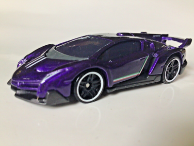Hot Wheels LAMBORGHINI VENENO purple loose package pull UNUSED 1