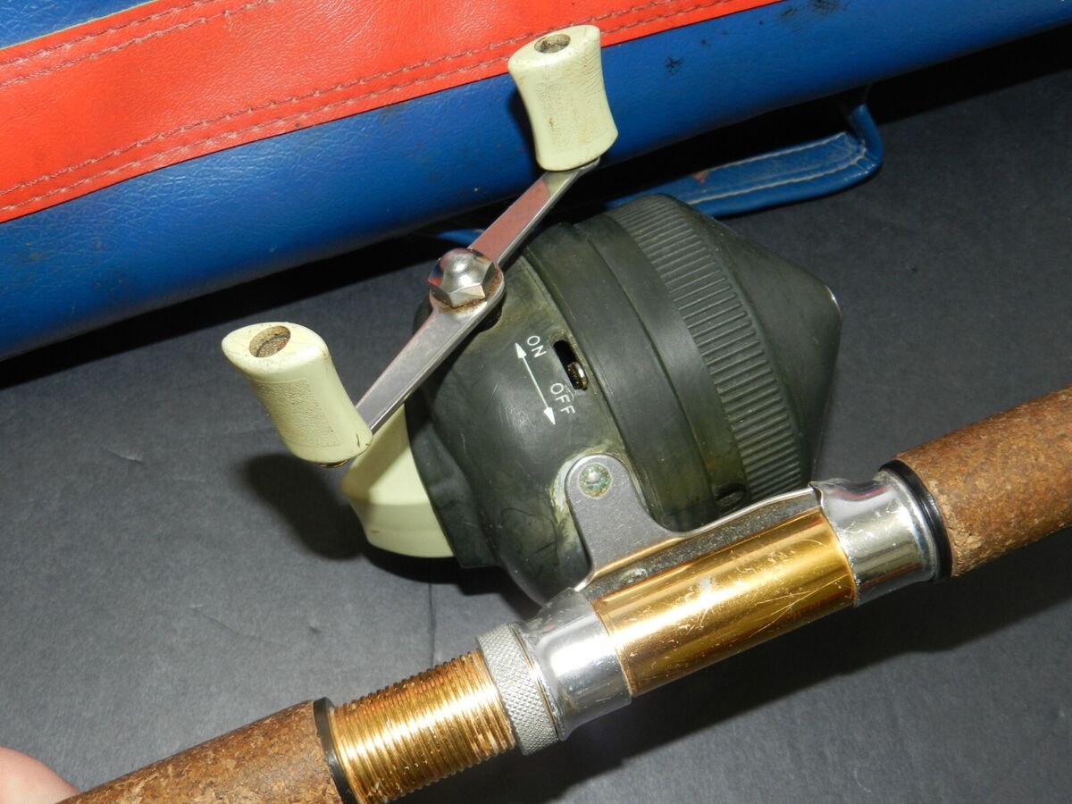 VTG 70S ZEPCO 3 PIECE COMBO -808 REEL + 6 FT RETRACTABLE ROD VTG 70S ZEPCO 3 PIECE COMBO -808 REEL + 6 FT RETRACTABLE ROD
