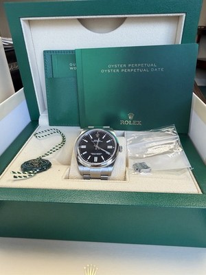 Rolex Oyster Perpetual 124300 Silver Oyster Bracelet with Silver Bezel