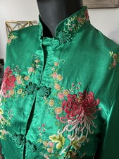 VTG 70s Golden Bee Chinese Silk Rayon Embroidered Floral Chrysanthemum Jacket