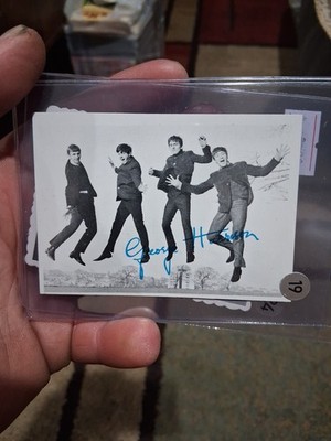 George Harrison Signatures On Beatles Picture #14 Of 60