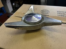 Rh Gm 1963-66 Corvette C2 Knock Off Wheel Spinner C2 1965 1964 1965