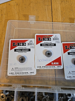 Lee Precision 90208 Shell Holder Auto Prime Nº8 - Portapuntali Per Innescatore Lee