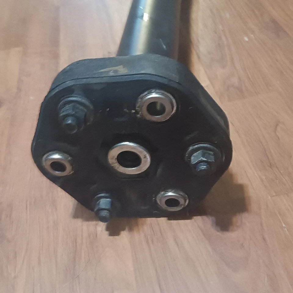 '21 Infiniti Q60 Redsport RWD Driveshaft - Image 3 of 4