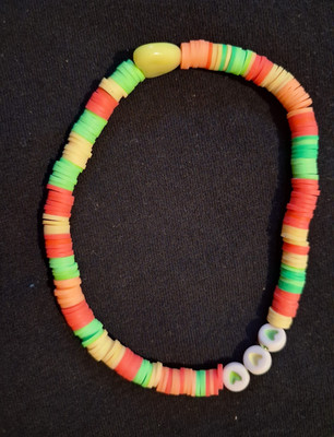 Multicolor Round Plastic Beaded Stretch Bracelet with Green Heart