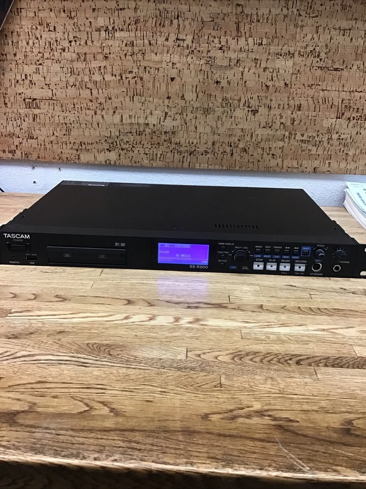 Tascam SS-R200 Digital MTR Solid State Audio Recorder funktioniert OHNE FERNBEDIENUNG/KABEL