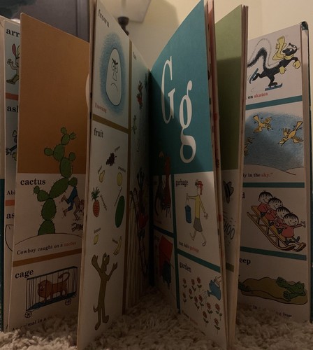 Vintage 1964 P.D. Eastman The Cat In The Hat Beginner Book Dictionary ACCEPTABLE - Picture 9 of 21