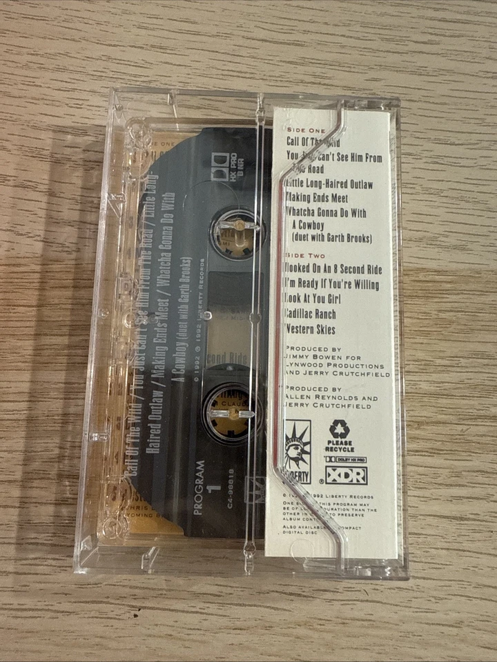 Chris LeDoux - Whatcha Gonna Do With A Cowboy Audio Cassette Tape 1992 Rare Foto 3 de 4