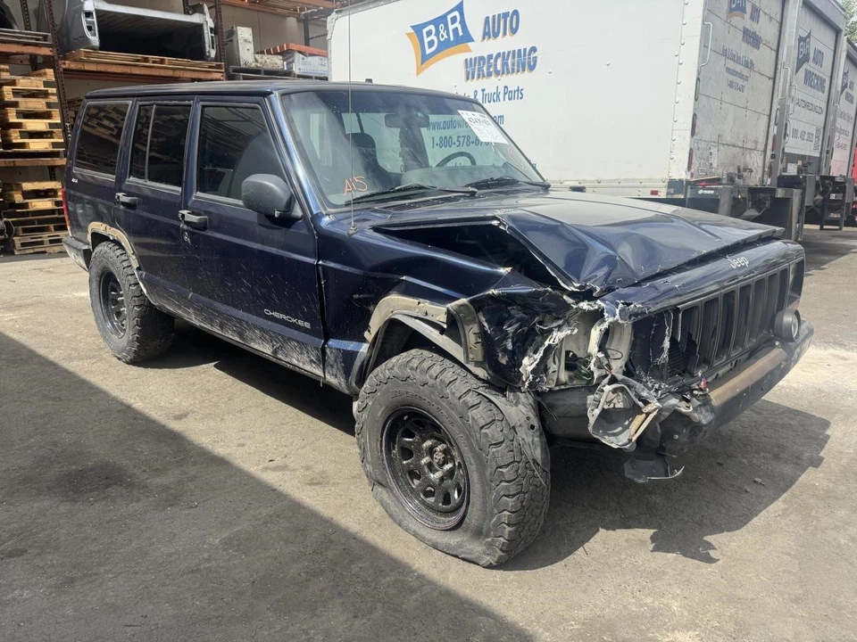 Alternador usado se adapta a: Jeep Cherokee 1997 117 amperios clasificación SAE 90 amperios prueba mínima Foto 4 de 4