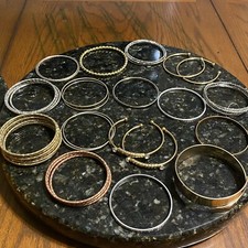 Lot Of 38 Bangle Bracelets Jewelry Gold And Silver Tone Metal Vintage Costume