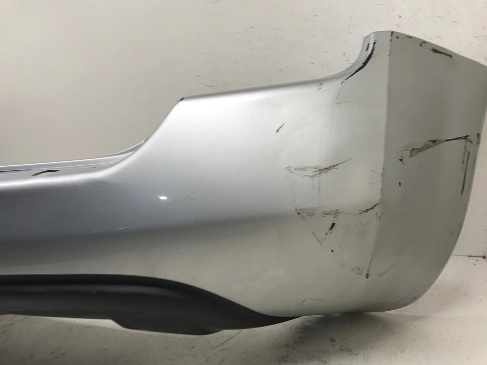 Cubierta de parachoques trasero plateada Nissan Murano Z50 Ba 2003-2008 85022-04040 OEM Foto 2 de 4