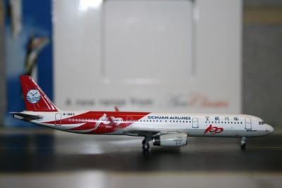 Aeroclassics 1:400 Sichuan Airlines Airbus A321-200 B-1663 ''100th'' (ACB1663)
