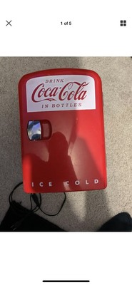 coca cola mini fridge