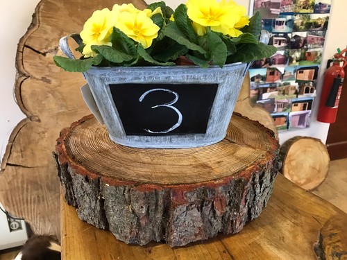 THREE Vintage Metal Oval Trough Chalkboard Planters, Wedding table decoration - Picture 6 of 6