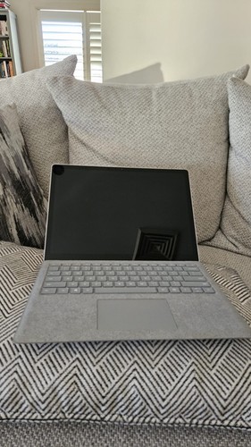 Microsoft Surface Laptop
