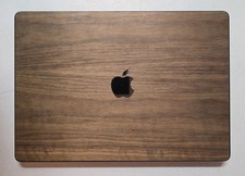 Apple MacBook Pro 16" 2021 M1 Max / 64GB RAM / 1TB SSD Walnut Case Bundle