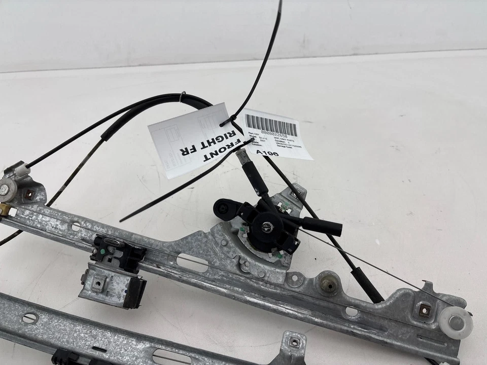 1999-2007 Chevrolet Silverado 1500 Front Right Door Window Regulator OEM - Image 4 of 4