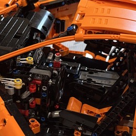 LEGO Technic Porsche 911 GT3 RS 42056 Complete Set with Box & Manual