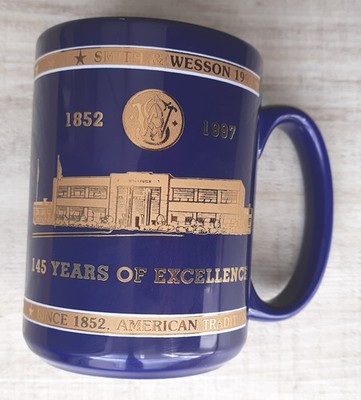 Smith & Wesson 145 Years of Excellence Jubiläumstasse 1997 Sammlerbecher