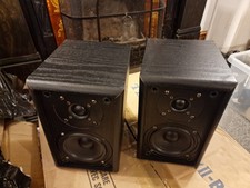 ACOUSTIC SOLUTIONS AV-21  Bookshelf Speakers 