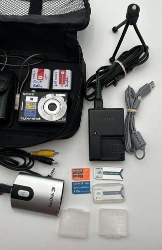 Sony CyberShot DSC-W40 6.0MP W/ 2 Batteries Accessories Case Tested Working EUC - Picture 6 of 18