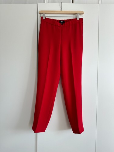 THEORY Red Crepe Treeca Trousers in Size UK6 / US2 / FR34 / IT38 - RRP £245 - Picture 4 of 9